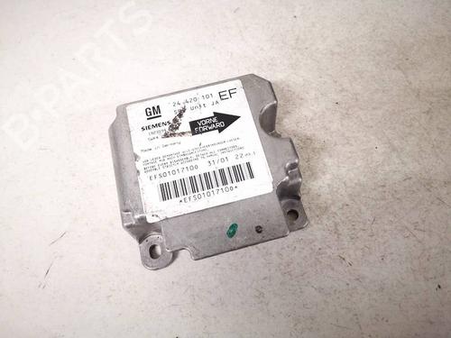 ecu-airbags-audi-a4-b5-8d2-1994-1995-1996-1997-1998-1999-2000-2001-32928767 main image