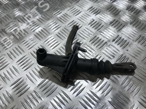 Used Clutch slave cylinder Clutch slave cylinder 35668079 35668079