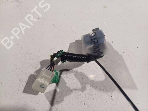 Used Fuse box Fuse box HONDA CIVIC VIII Hatchback (FN, FK) 1.8 (FN1, FK2) (140 hp) 32563207 32563207