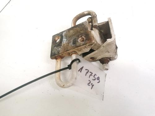 Used Hinge/Door check strap VW BORA Variant (1J6) 2.0 (115 hp) 32894795