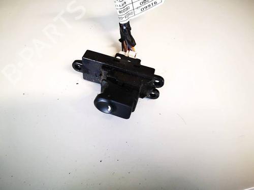 BP32569106I30 main image