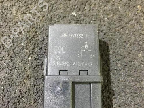 Used Electronic sensor Electronic sensor MITSUBISHI CARISMA (DA_) 1.6 (DA1A) (99 hp) 33482491 33482491