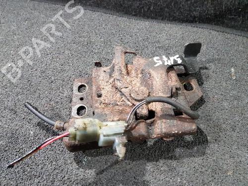 hood-lock-rover-400-ii-hatchback-rt-1995-1996-1997-1998-1999-2000-35657609 main image