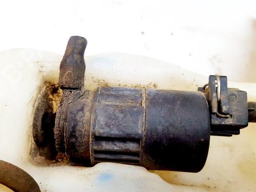 Used Washer pump Washer pump MITSUBISHI SPACE STAR MPV (DG_A) 1.9 DI-D (DG4A) (102 hp) 35859440 35859440