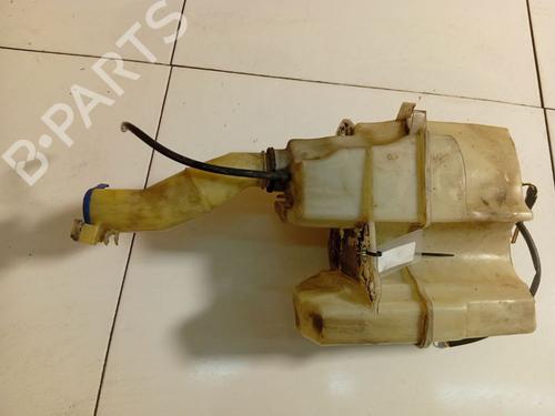 Used Windscreen washer tank Windscreen washer tank 39182675 39182675