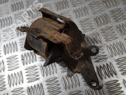 Used Engine mount Engine mount TOYOTA AVENSIS VERSO (_M2_) 2.0 D (CLM20_, CLM20R) (116 hp) 33502240 33502240