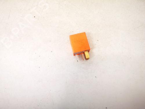 other-toyota-yaris-_p1_-1999-2000-2001-2002-2003-2004-2005-33085805 main image