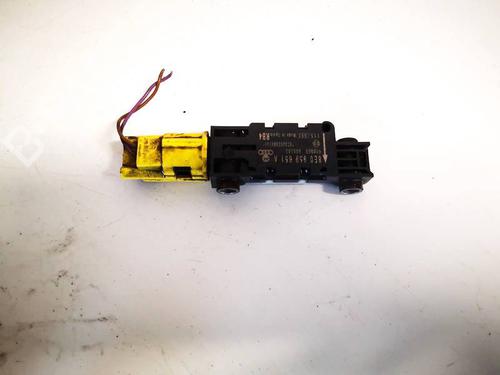 Used Electronic module AUDI A3 (8P1) 1.6 (102 hp) 32576451