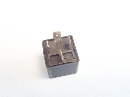 Electronic sensor OPEL ASTRA G Hatchback (T98) 1.7 CDTI (F08, F48) | BP33530185M84 - Image 2