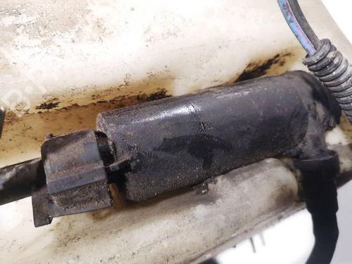 Motor do esguicho Motor do esguicho SAAB 9-5 Estate (YS3E) 1.9 TiD (150 hp) 34892078 34892078