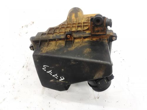 Used Air filter box Air filter box VOLVO V50 (545) 2.0 D (136 hp) 35565602 35565602
