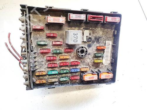 Fuse box VW PASSAT B7 (362) 2.0 TDI | BP32601042E1