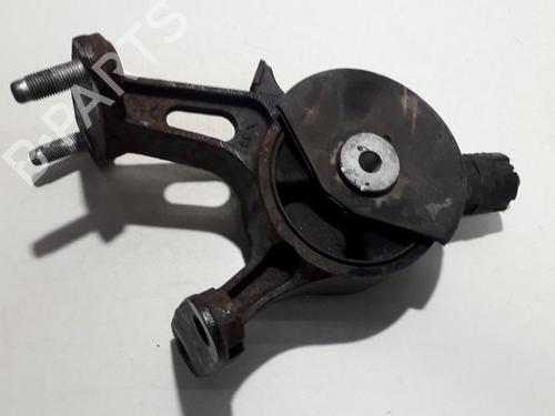 Used Engine mount Engine mount TOYOTA VERSO (_R2_) 2.0 D-4D (AUR20_, AUR20R) (126 hp) 33511251 33511251