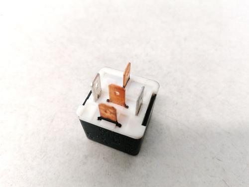 electronic-sensor-volvo-v70-i-875-876-1995-1996-1997-1998-1999-2000-33068319 main image