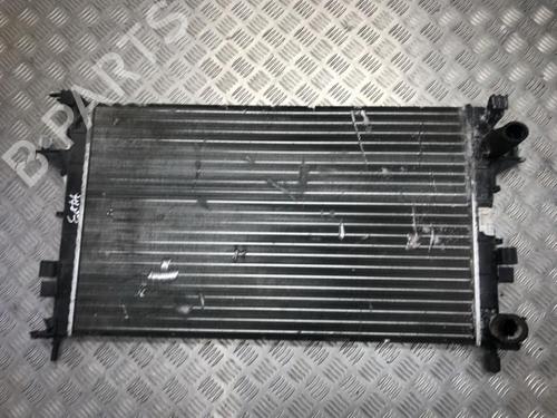 Used Water radiator Water radiator 35703717 35703717
