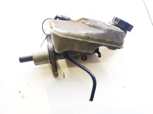 Used Brake master cylinder Brake master cylinder VOLVO V50 (545) 2.0 D (136 hp) 35331031 35331031