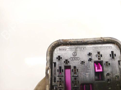 Fuse box SKODA OCTAVIA II (1Z3) 2.0 TDI | BP34712558E1 - Image 3