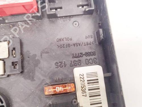 Fuse box AUDI A5 (8T3) 3.0 TDI quattro | BP33565394E1 - Image 2