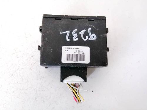 Used Electronic module Electronic module TOYOTA AVENSIS (_T25_) 2.0 VVTi (AZT250_) (155 hp) 32951181 32951181