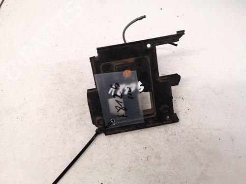 Used Switch Switch LAND ROVER DISCOVERY I (LJ) 2.5 TDI 4x4 (113 hp) 32911137 32911137