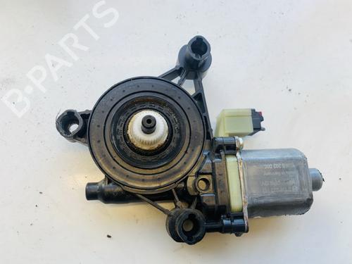 Used Right front window motor Right front window motor BMW 5 (E39) 520 i (163 hp) 35535645 35535645