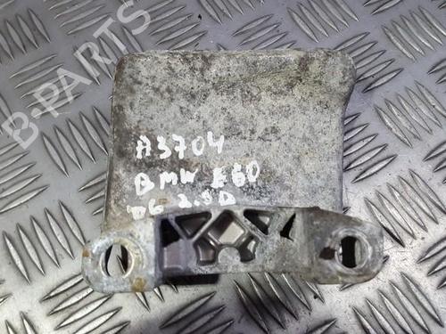 Støtte Støtte BMW 5 (E60) 520 d (163 hp) 33493952 33493952