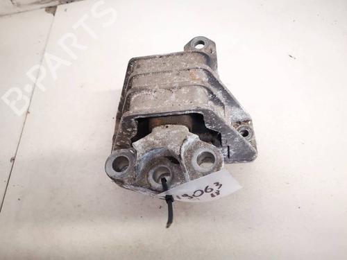 Used Engine mount Engine mount FIAT CROMA (194_) 1.9 D Multijet (194AXB1B) (120 hp) 32942492 32942492