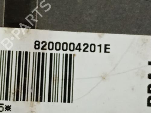 Fuse box RENAULT ESPACE IV (JK0/1_) 2.2 dCi (JK0H) | BP33862032E1 - Image 4