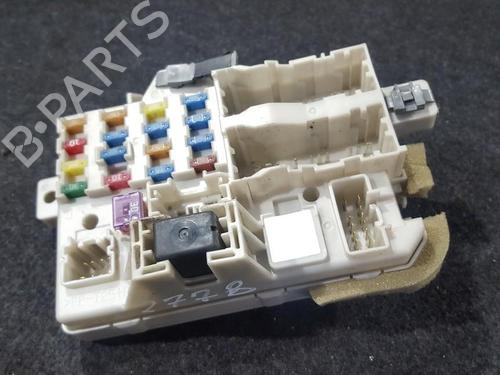 Used Fuse box Fuse box MAZDA 6 Hatchback (GG) 2.0 DI (GG14) (121 hp) 33483368 33483368