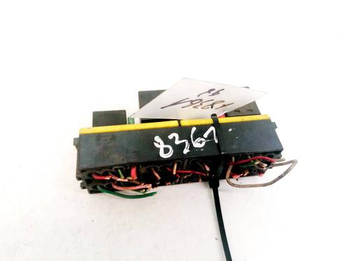 Used Fuse box Fuse box IVECO DAILY II Van 2.8 D HM 4180 (122 hp) 32919927 32919927