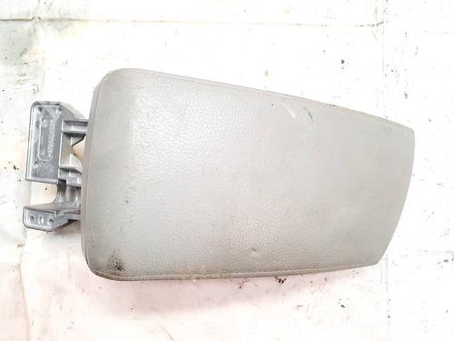 Used Armrest / Center console Armrest / Center console BMW X3 (E83) 2.0 d (150 hp) 35229589 35229589