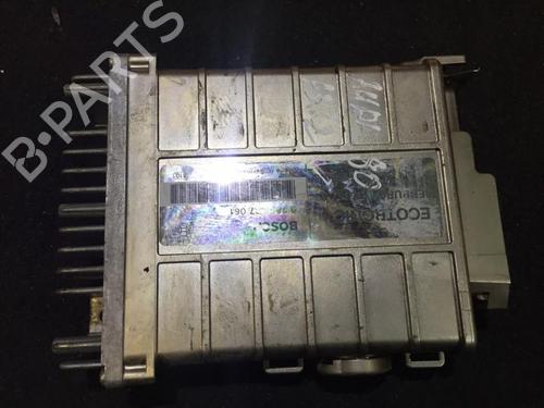 Used Engine control unit (ECU) Engine control unit (ECU) AUDI 80 B3 Saloon (893, 894, 8A2) 1.8 S (90 hp) 33483744 33483744