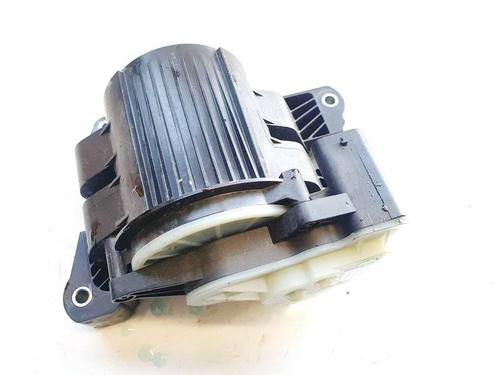 BP32607580O1 main image