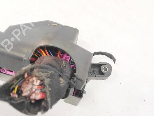 Fuse box VW GOLF V (1K1) 1.9 TDI | BP32930344E1 - Image 3