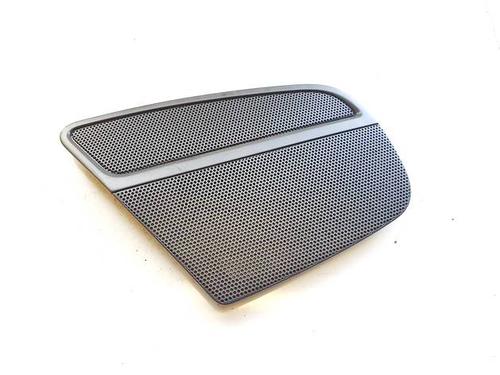 Used Grille Grille 39182200 39182200