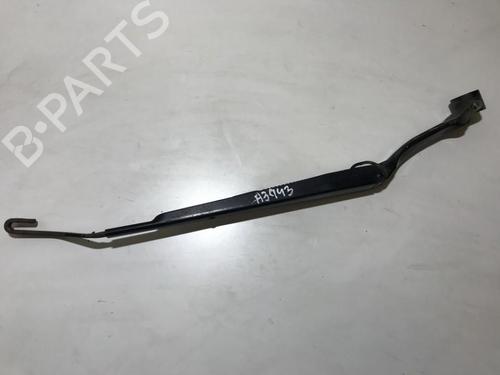 Used Front windshield wiper arm Front windshield wiper arm LEXUS IS I (_E1_) 200 (GXE10) (155 hp) 33500926 33500926
