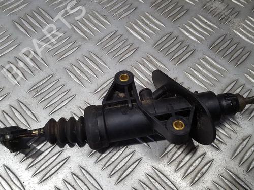 Used Clutch slave cylinder Clutch slave cylinder 35711562 35711562