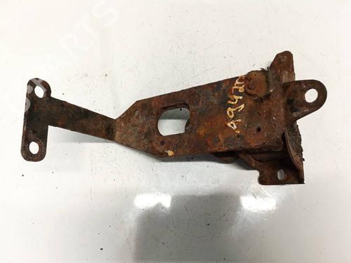 Used Engine mount Engine mount DAIHATSU SIRION (M3_) 1.0 (M300) (70 hp) 32564312 32564312