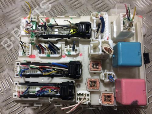 Used Fuse box Fuse box TOYOTA AURIS (_E15_) 1.6 (ZRE151_, ZRE151R) (124 hp) 33495502 33495502