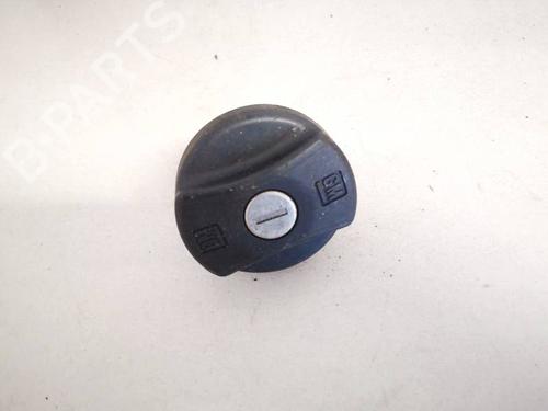 Tankdæksel Tankdæksel OPEL COMBO Tour 1.7 DTI 16V (75 hp) 35329510 35329510