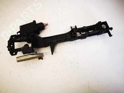 Used Front left exterior door handle Front left exterior door handle LEXUS IS II (_E2_) 220d (ALE20) (177 hp) 36517654 36517654