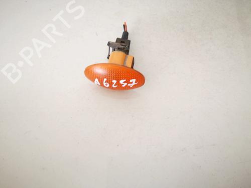 Used Right side indicator Right side indicator FORD MONDEO I (GBP) 2.0 i 16V (136 hp) 35600535 35600535