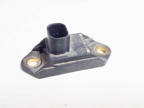 Used Electronic module Electronic module MERCEDES-BENZ E-CLASS (W211) E 320 CDI (211.022) (224 hp) 33102352 33102352