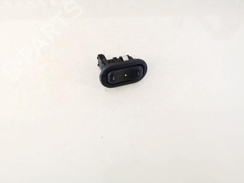 Used Switch Switch OPEL ZAFIRA A MPV (T98) 2.0 DI 16V (F75) (82 hp) 33068990 33068990