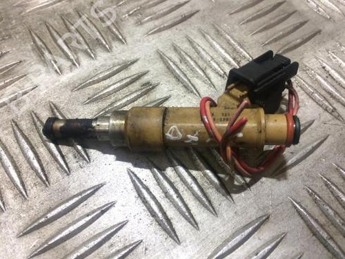 injector-toyota-auris-_e15_-2006-2007-2008-2009-2010-2011-2012-2013-35686060 main image