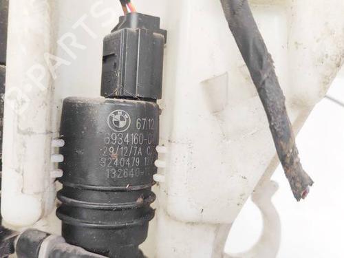 washer-pump-bmw-5-f10-2009-2010-2011-2012-2013-2014-2015-2016-35340512 main image