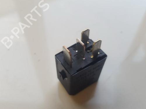 Electronic sensor MERCEDES-BENZ CLK (C209) CLK 320 (209.365) | BP33510751M84 - Image 2