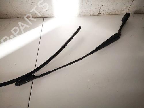 front-windshield-wiper-arm-ford-focus-iii-2010-2011-2012-2013-2014-2015-2016-2017-2018-2019-2020-32536429 main image