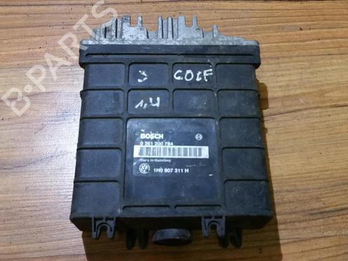 Used Engine control unit (ECU) Engine control unit (ECU) VW GOLF III (1H1) 1.8 (90 hp) 33520294 33520294
