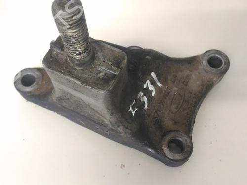 Used Engine mount Engine mount FORD MONDEO III (B5Y) 2.0 TDCi (130 hp) 33527844 33527844
